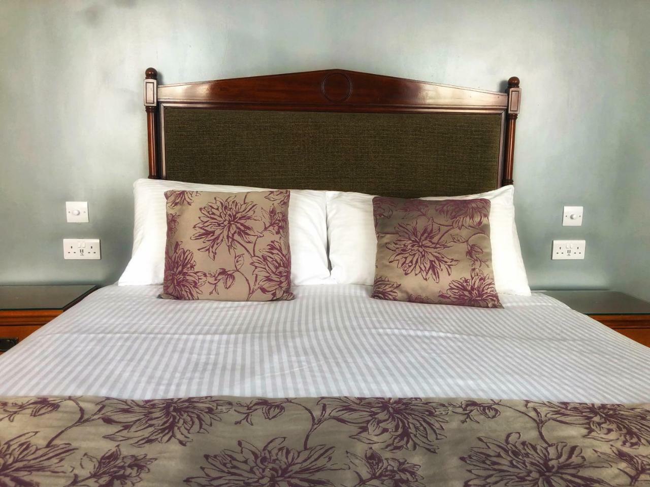 The Strathmore Guest house Tenby