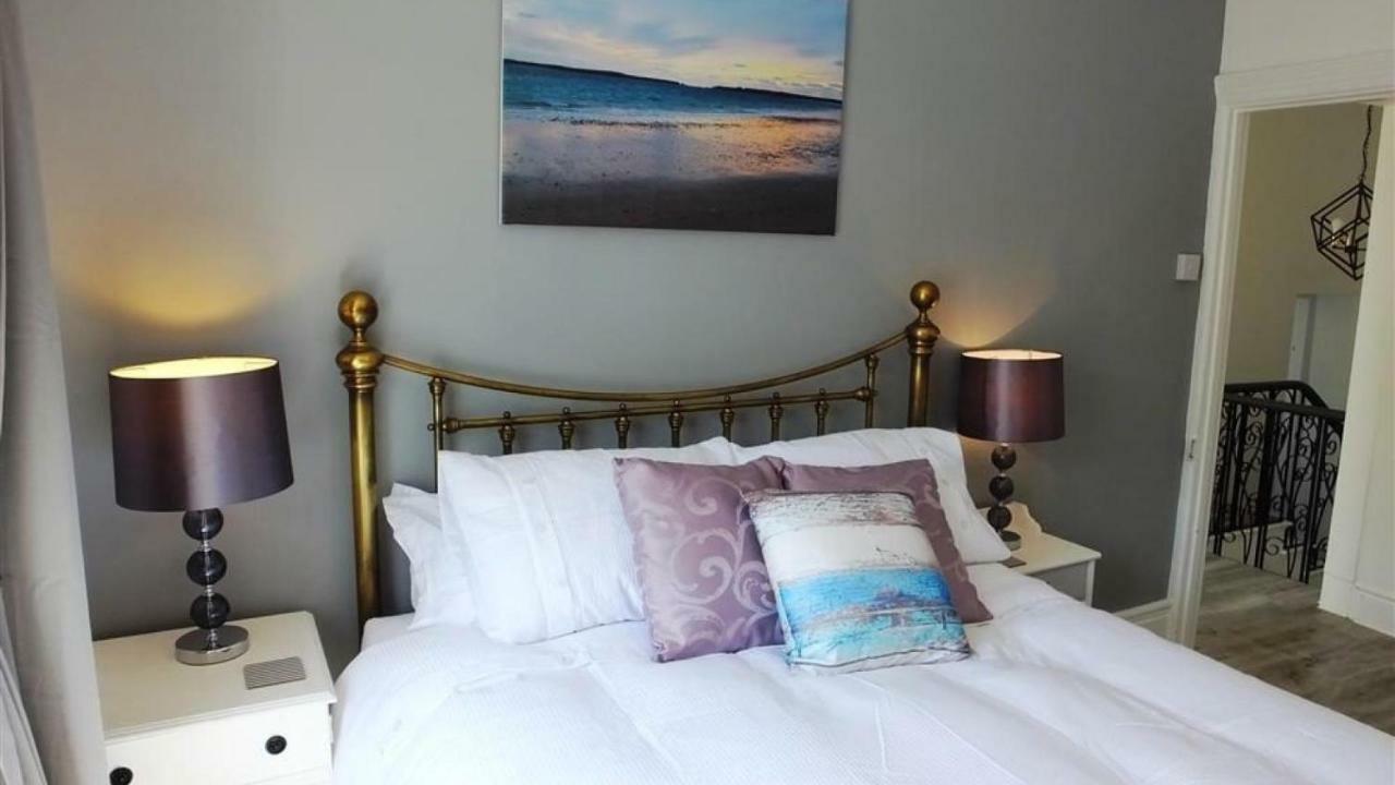 Sunbury * Tenby