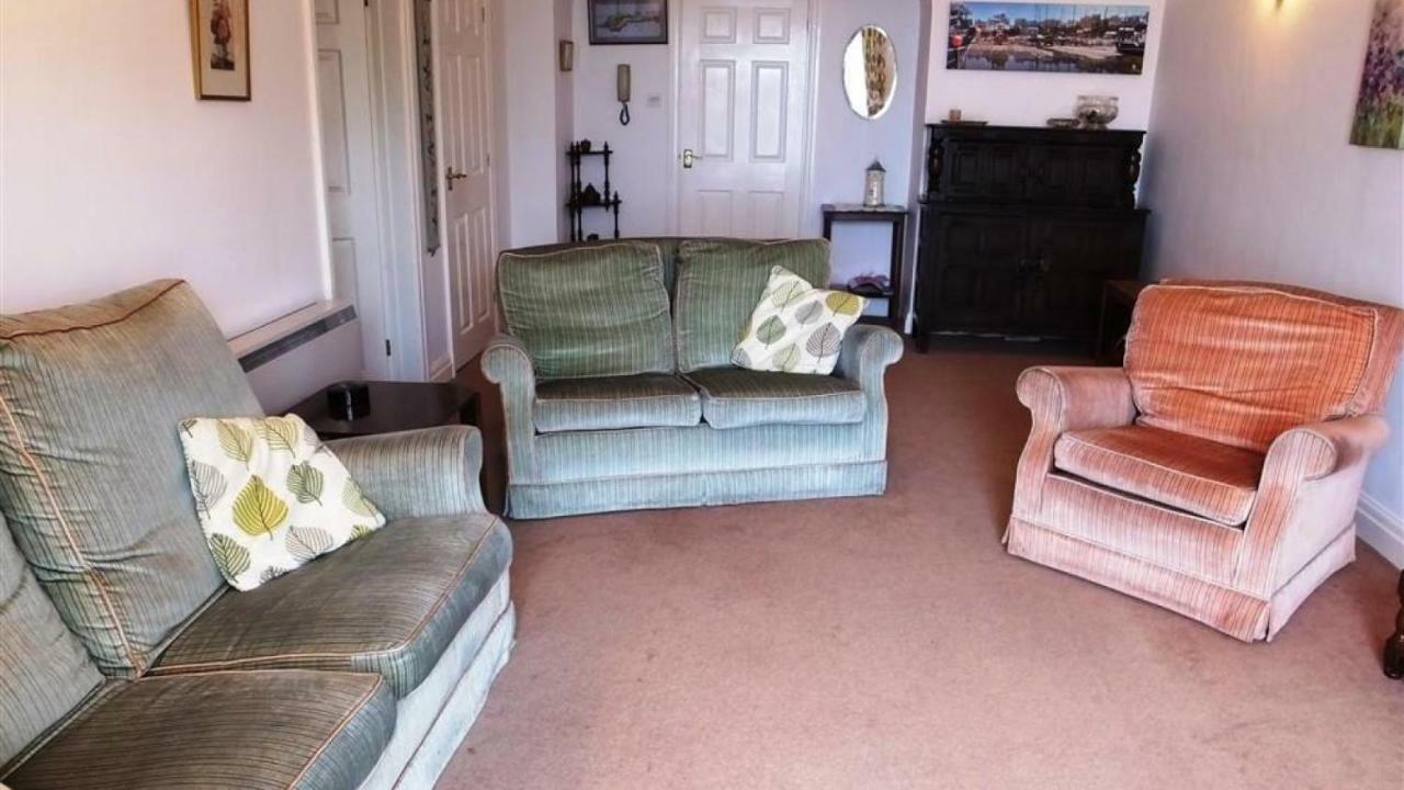 Newton Croft 5
