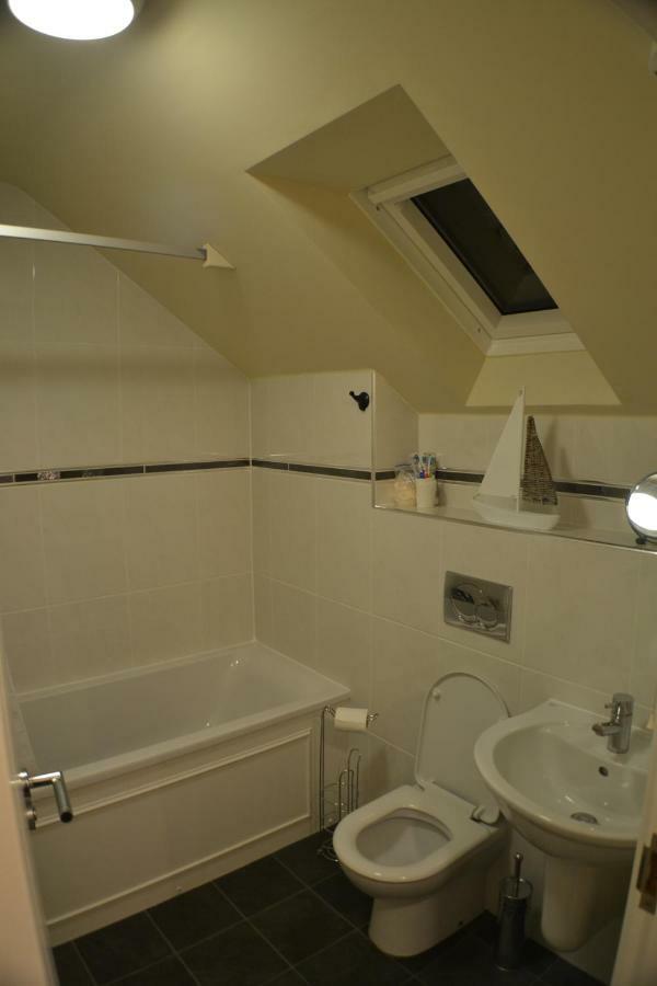 Daffodil Holiday home Tenby