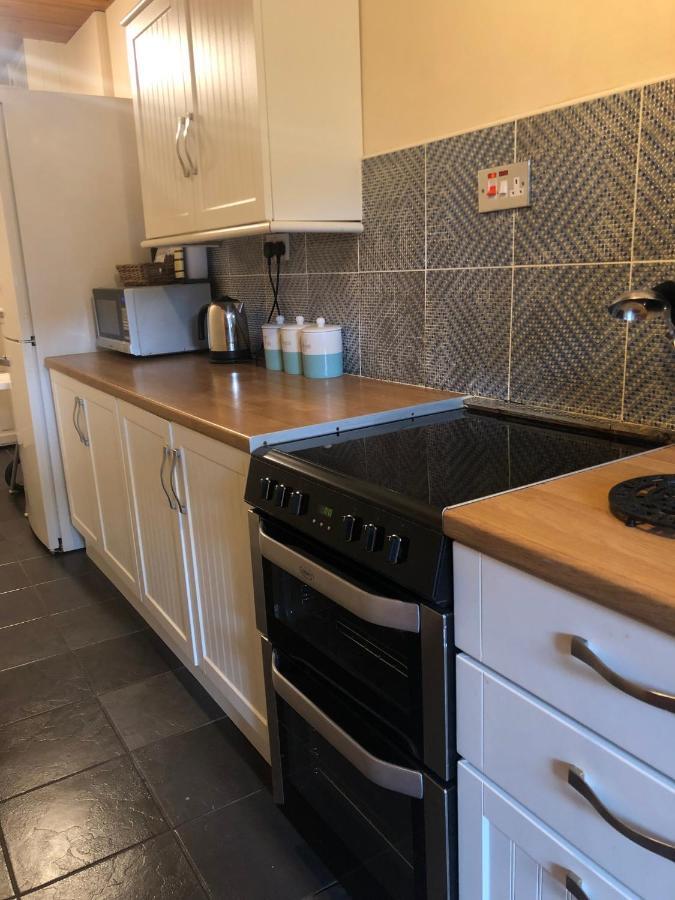 Sutherlands 3 Picton Road Holiday Holiday home *