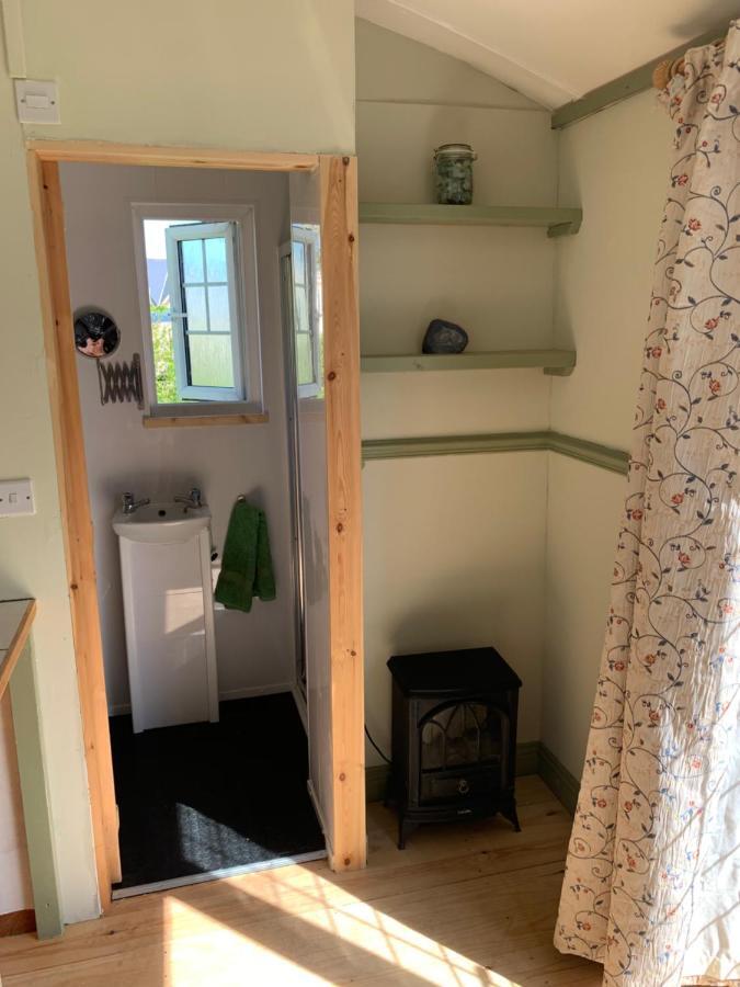Hillcrest Hut Apartment *
