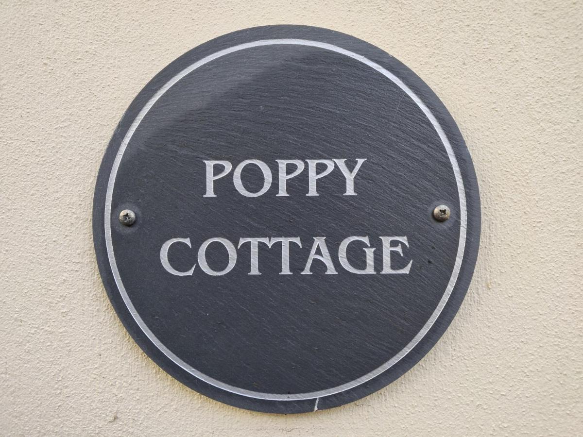 Holiday home Poppy *