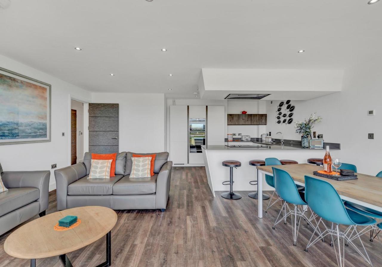 7 Waterstone House - Luxury Overlooking South Beach, Apartment