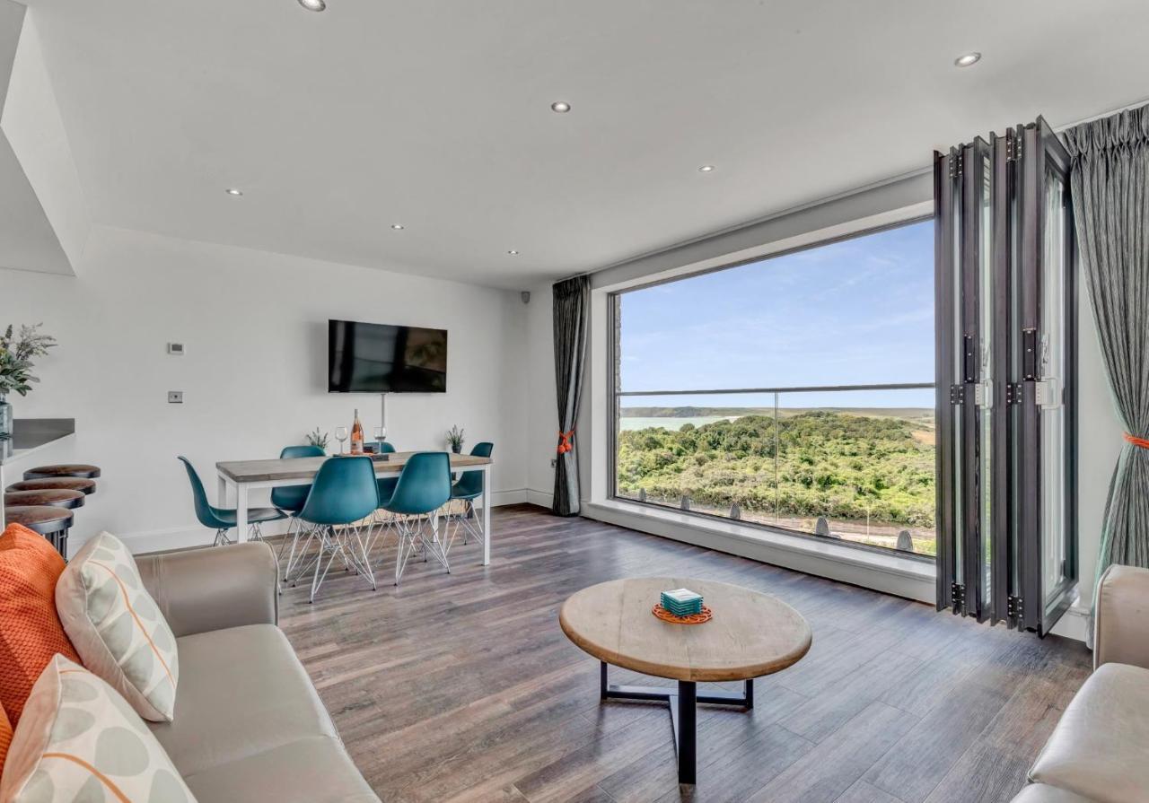 Apartment 7 Waterstone House - Luxury Overlooking South Beach,