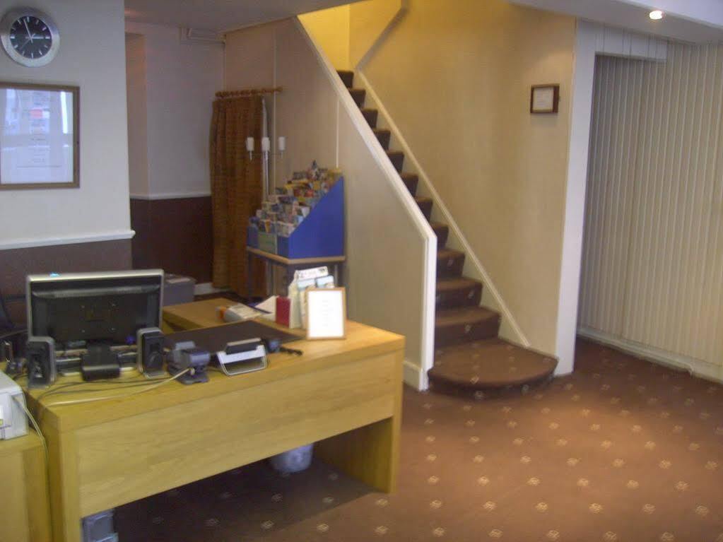 The Albany Hotel 2* Tenby