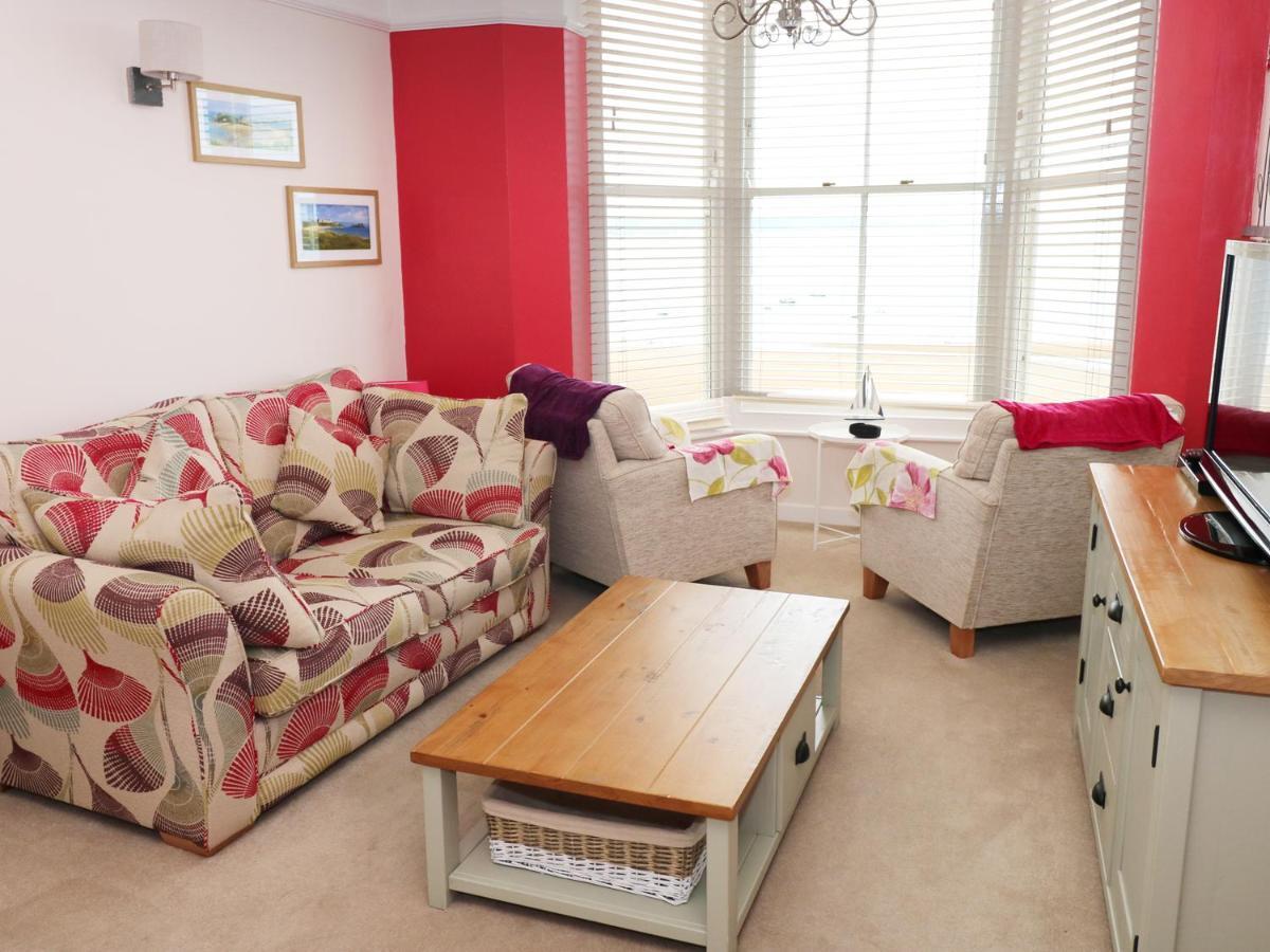 1 Beachtop Court Apartment *