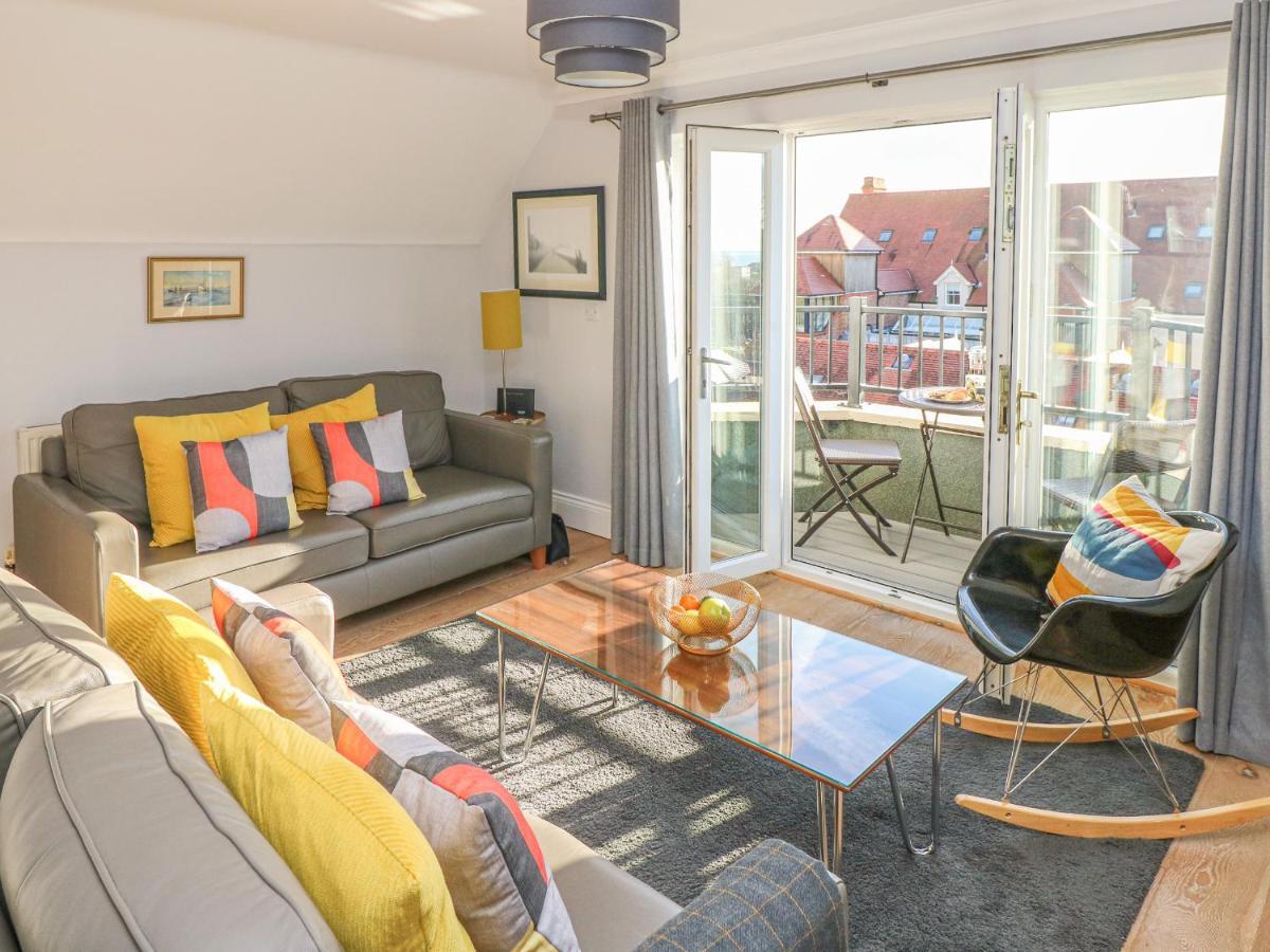 Cambrie Apartment Tenby