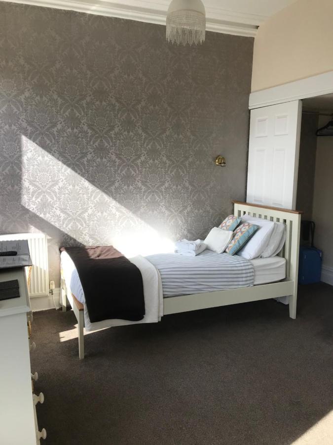Ivy Bank Guest house 4*