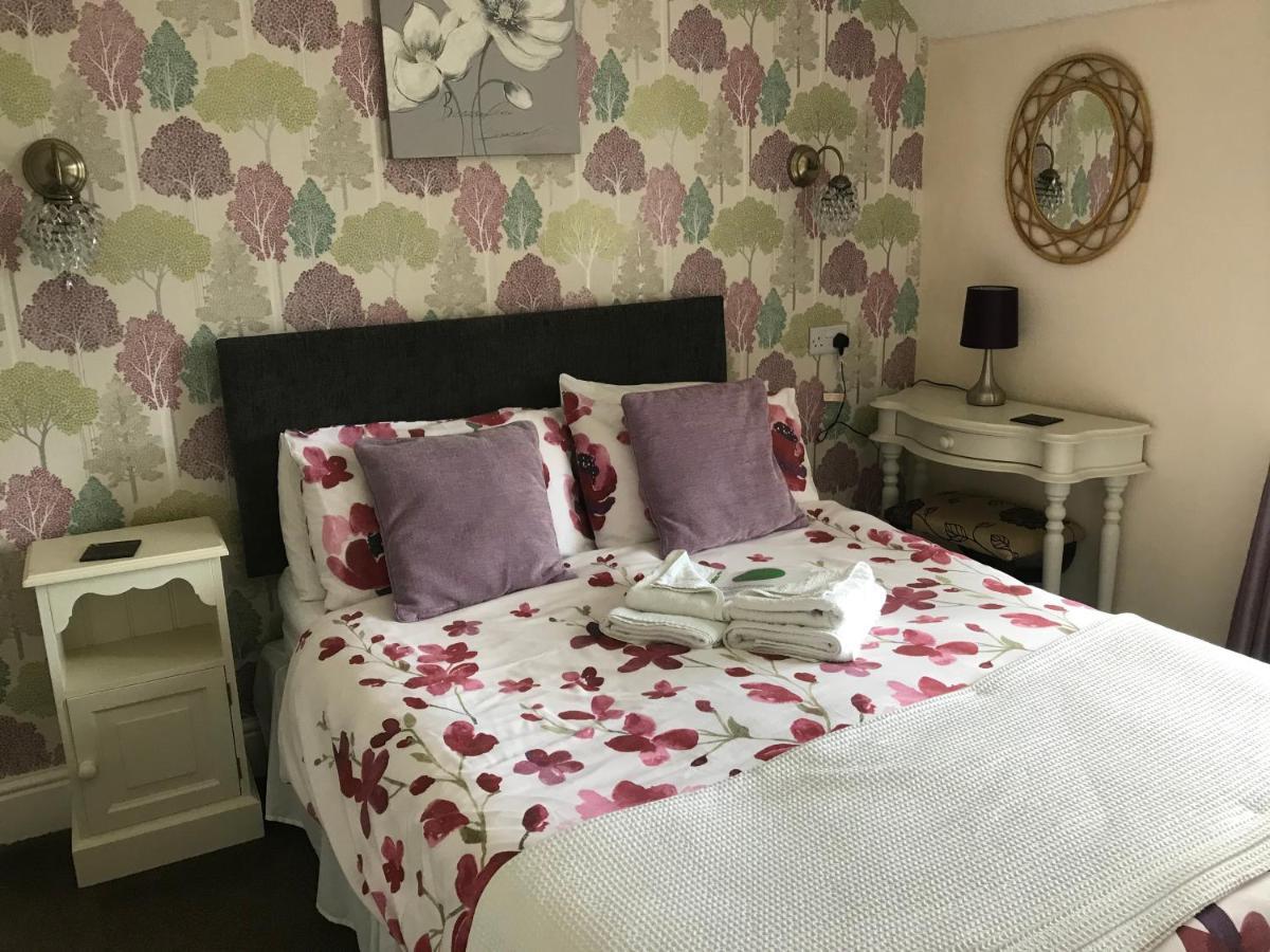 Guest house Ivy Bank 4*