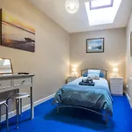 Harry\'S - 2 Bedroom Holiday Home - Tenby