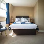 Sleepy Puffin Guest House