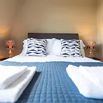 Sleepy Puffin Guest House