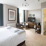 Sleepy Puffin Guest House