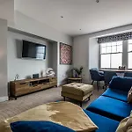Lady Tenby - 2 Bedroom Apartment - Tenby