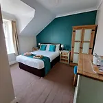 Hildebrand Guest House