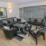 34 Croft Court