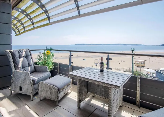 Waters Edge - 2 Bedroom Apartment - Tenby