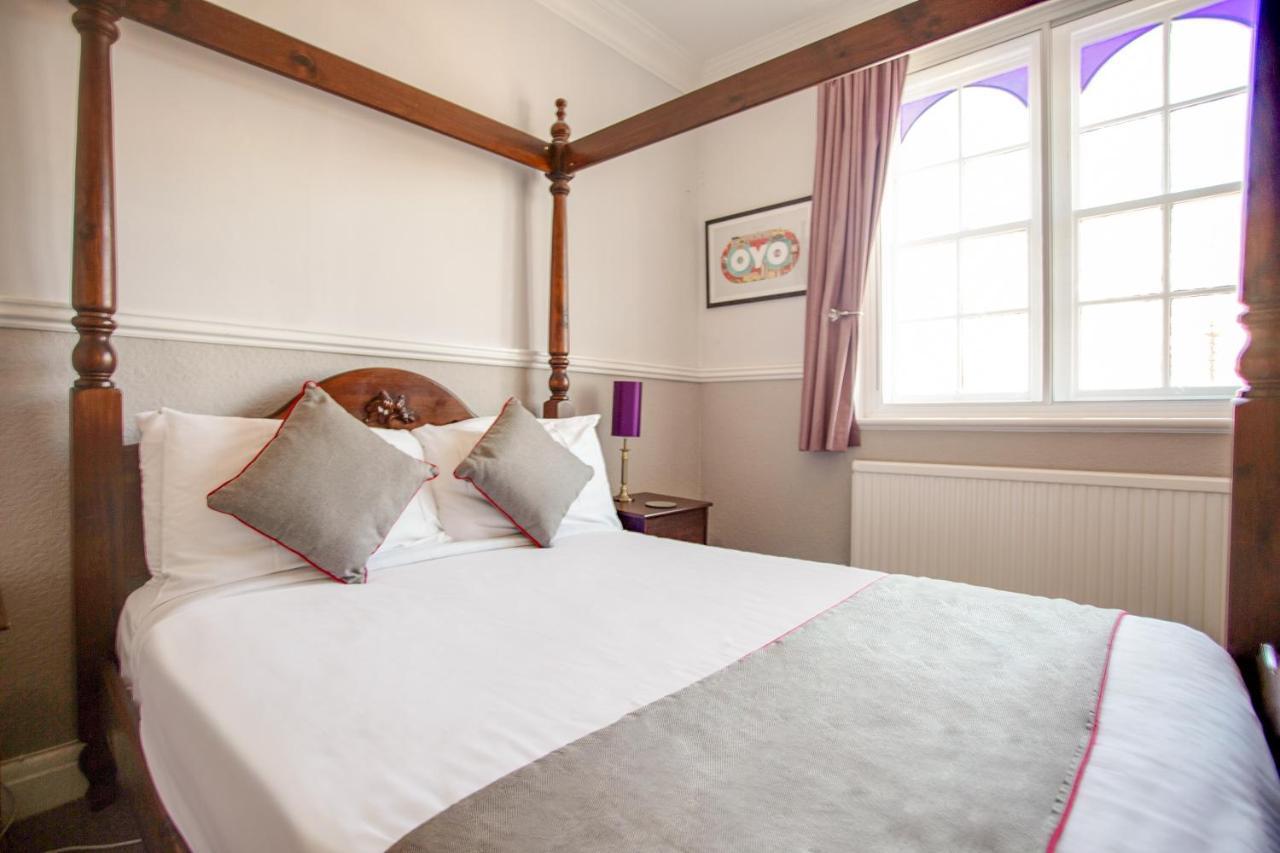 Oyo Timothy's 2* Tenby