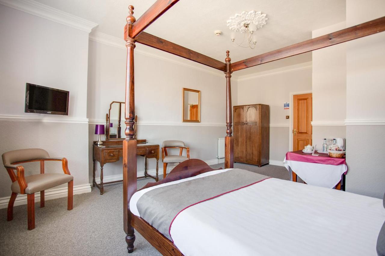 Hotel Oyo Timothy's 2*