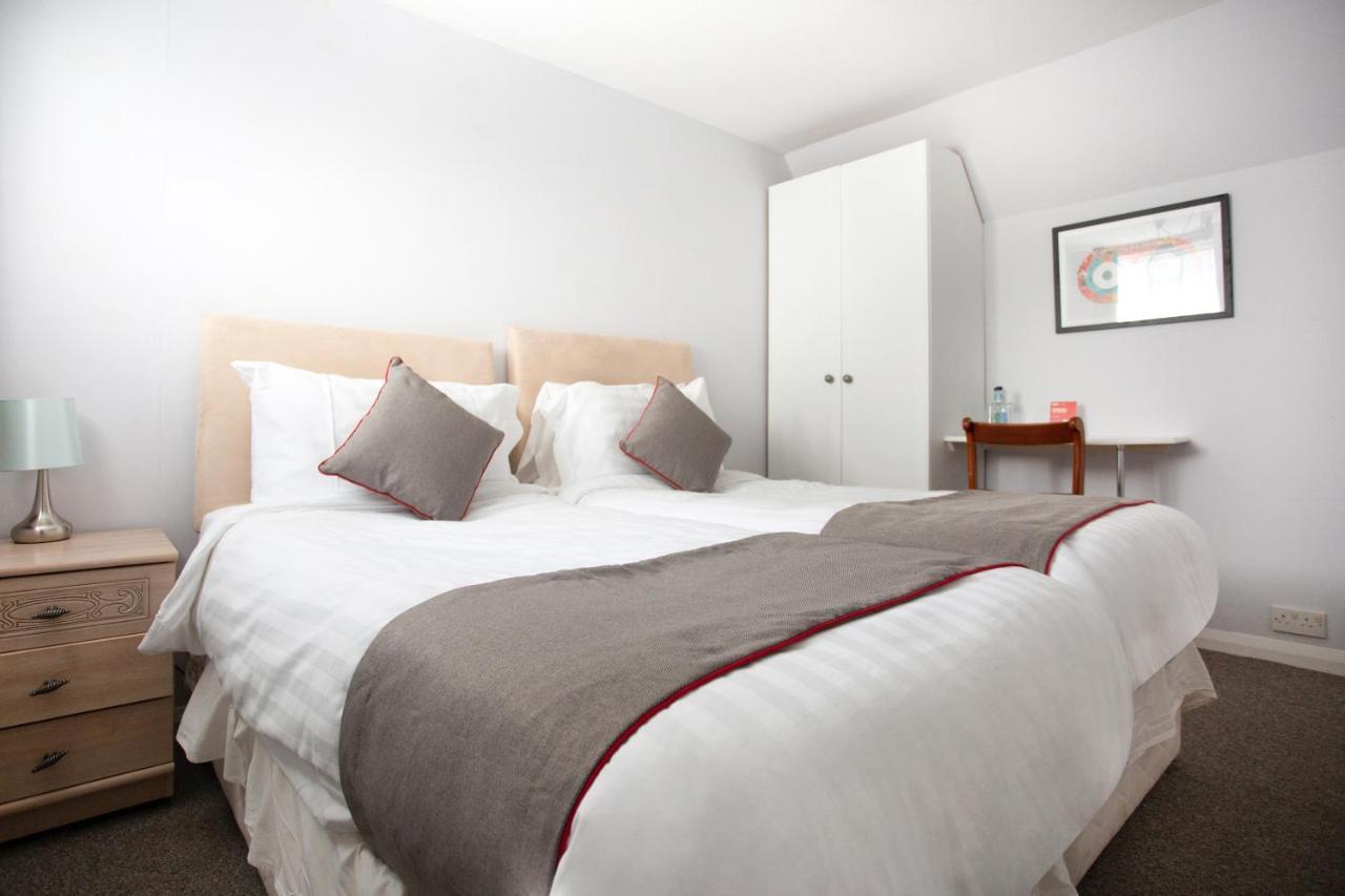 Oyo Timothy's Hotel