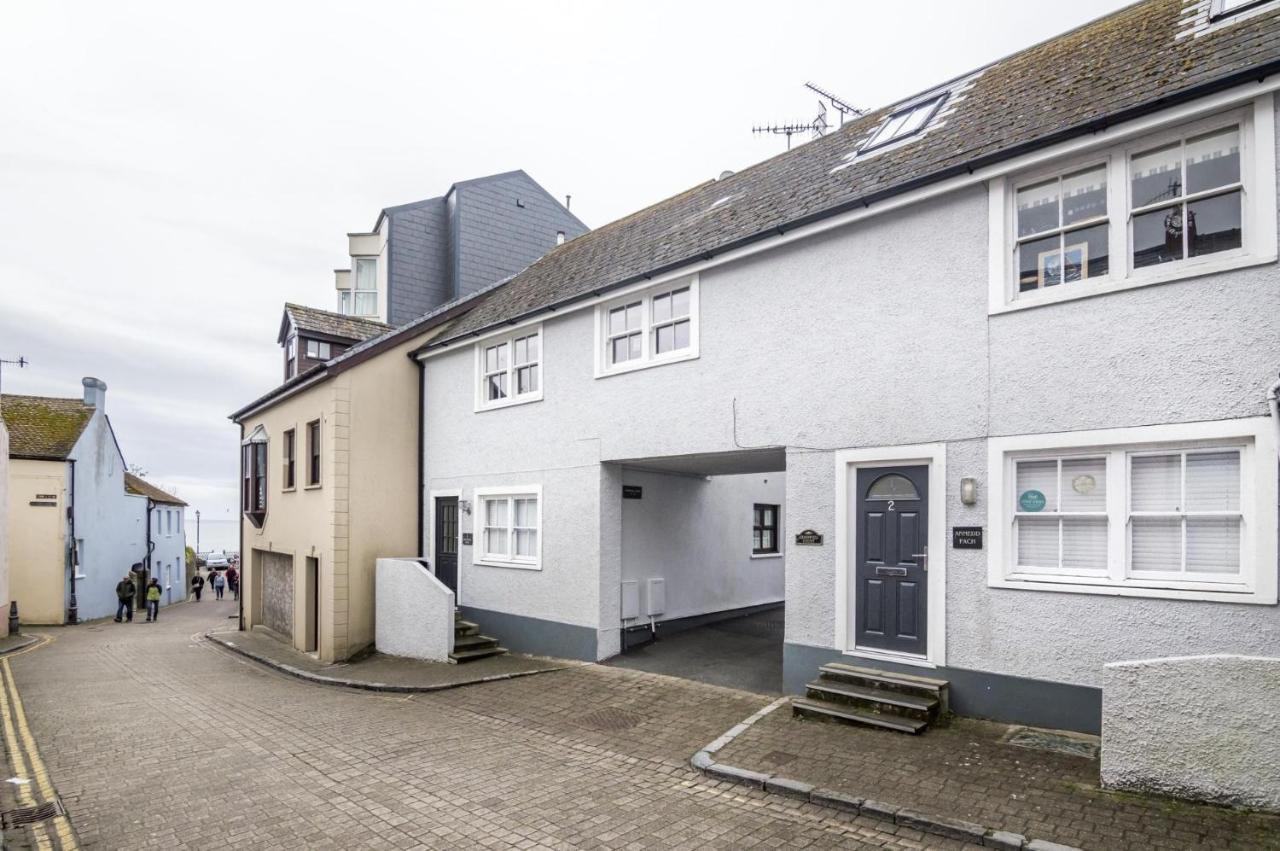 Harry's - 2 Bedroom - * Tenby