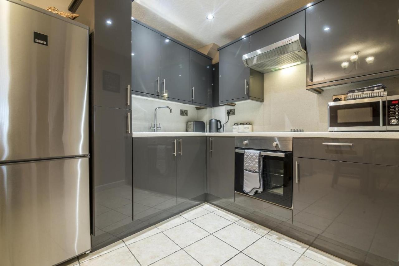Harry's - 2 Bedroom - Apartment *