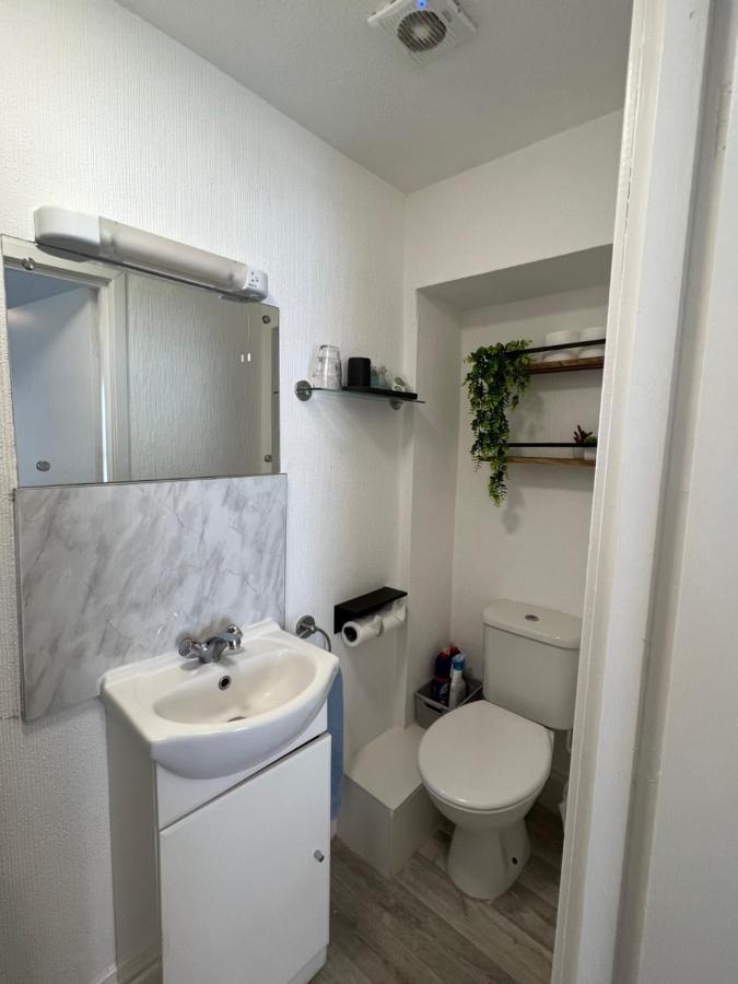 Guest house Lindholme Guest House 3*