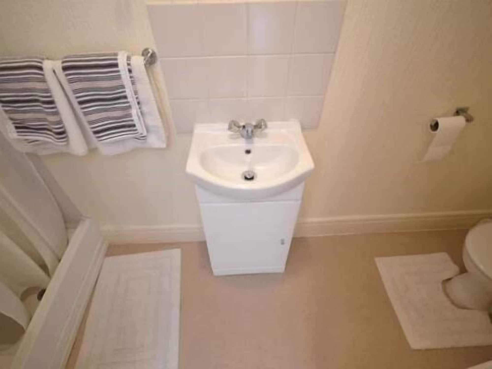 Guest house Lindholme Guest House Tenby