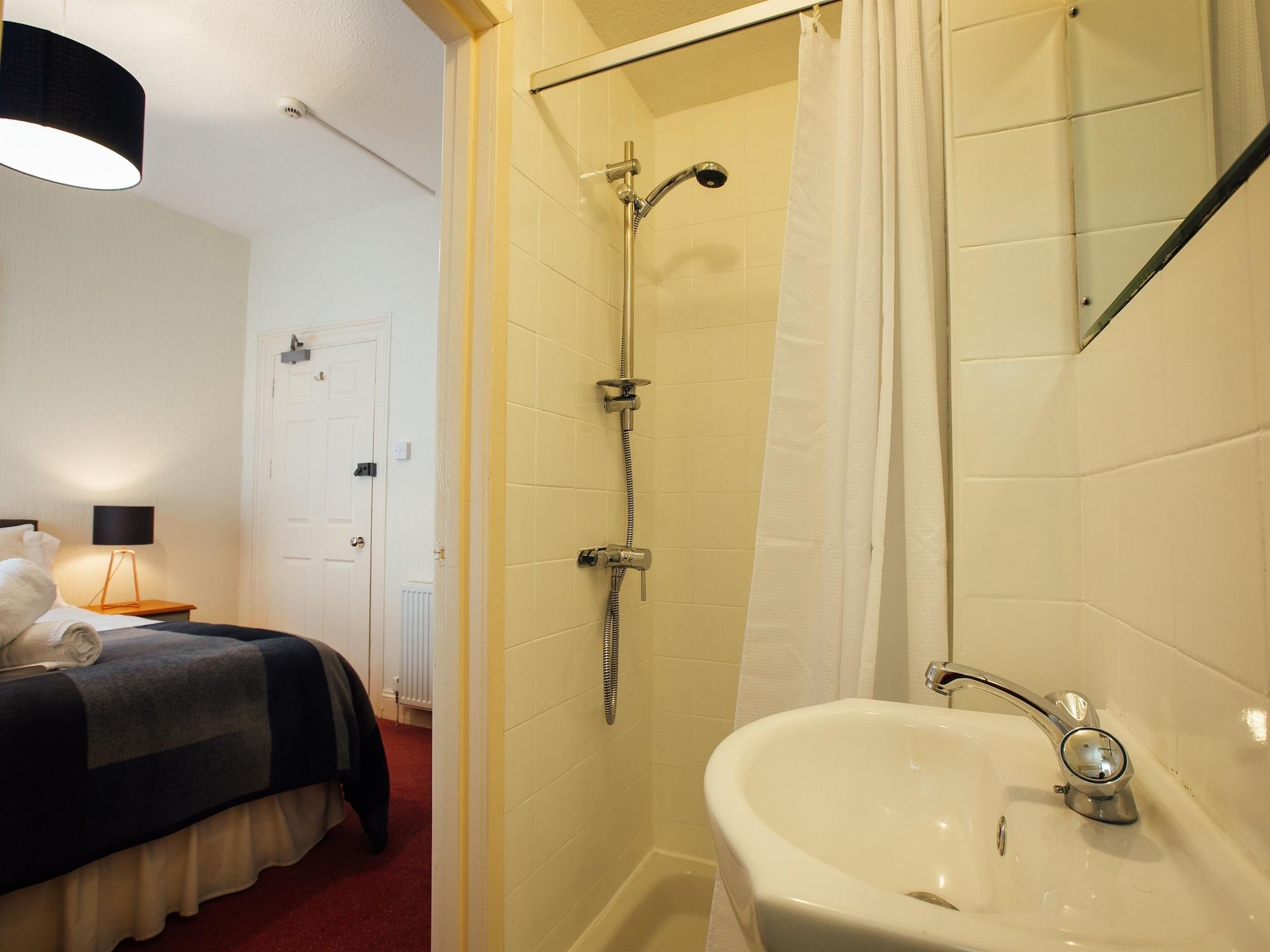 Guest house Lindholme Guest House