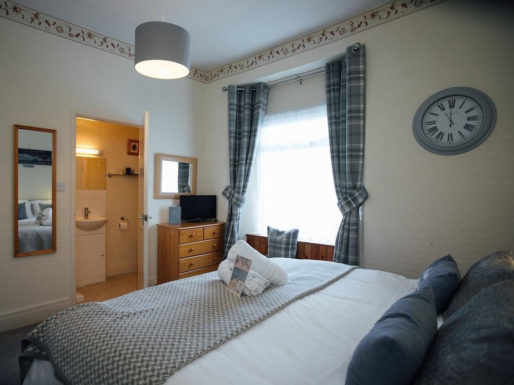 Guest house Lindholme Guest House 3*