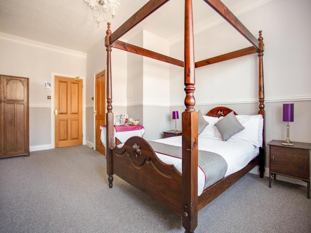 Hotel Oyo Timothy's 2*