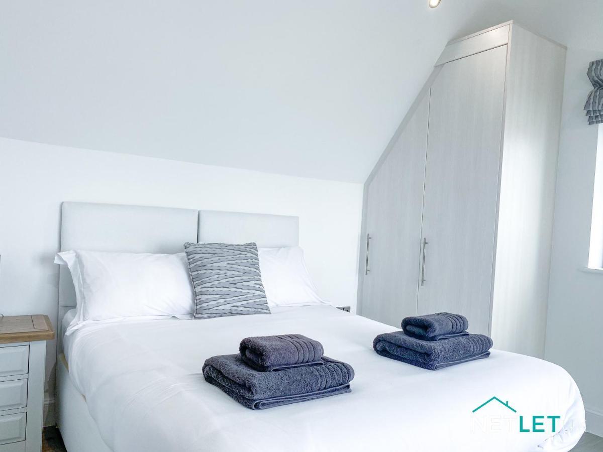 Waterstone House Penthouse Apartment