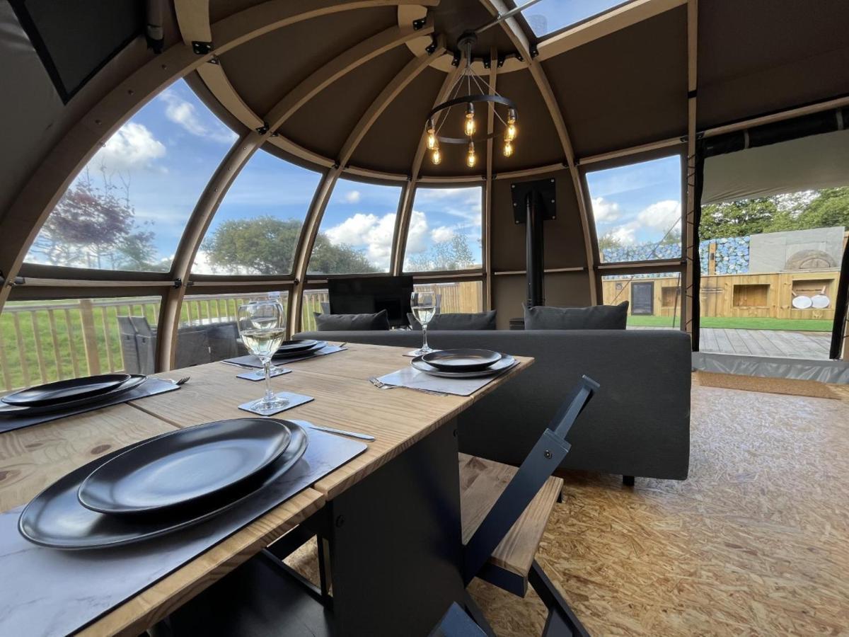 Luxury tent Sunrise Dome Tent Tenby