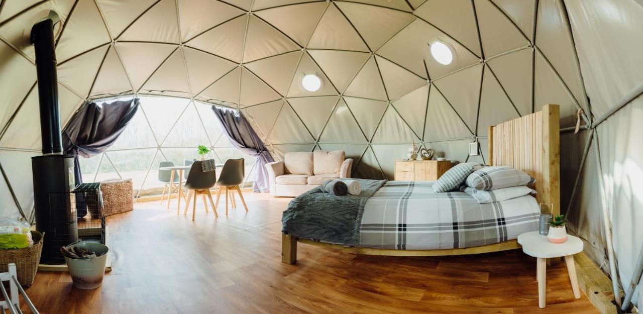 Luxury tent Beavers Retreat Glamping