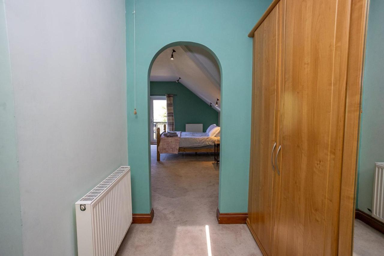 5 Bedroom With Indoor Pool *