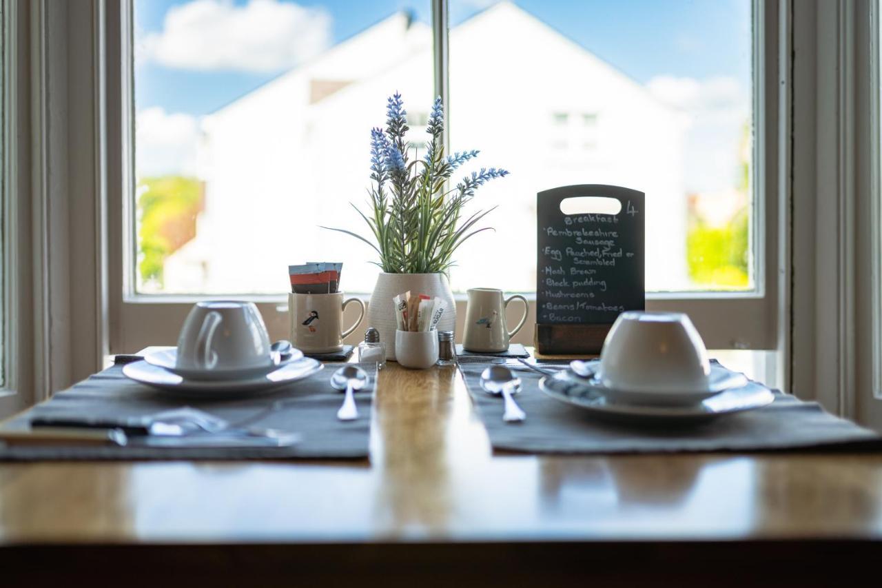 Sleepy Puffin Guest house Tenby