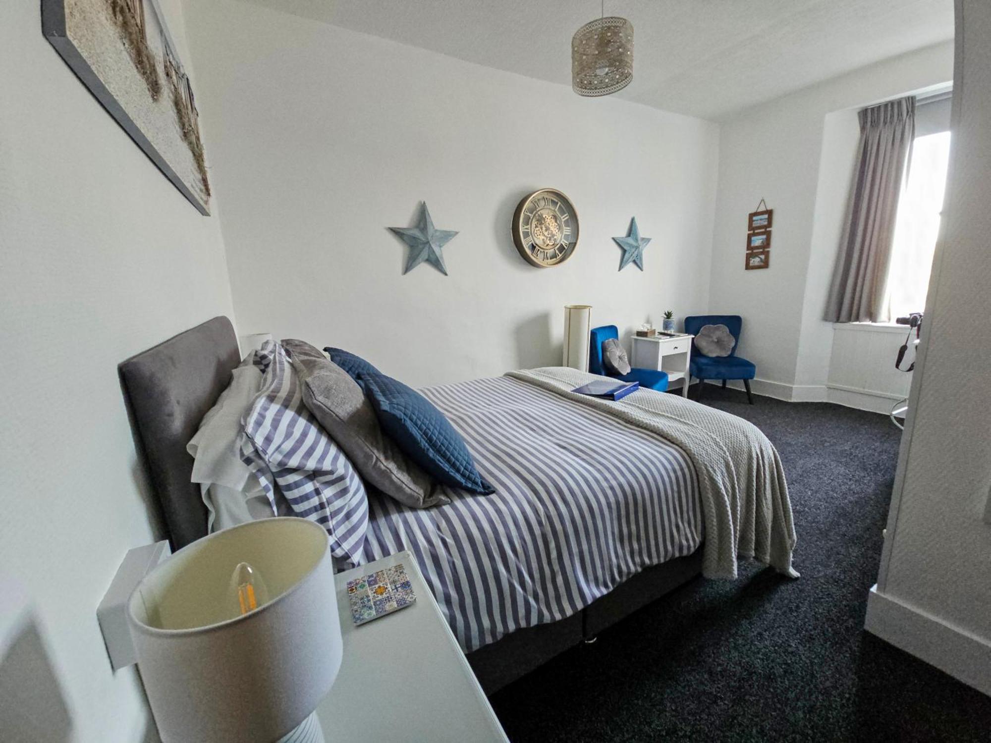 Beachcomber 2* Tenby