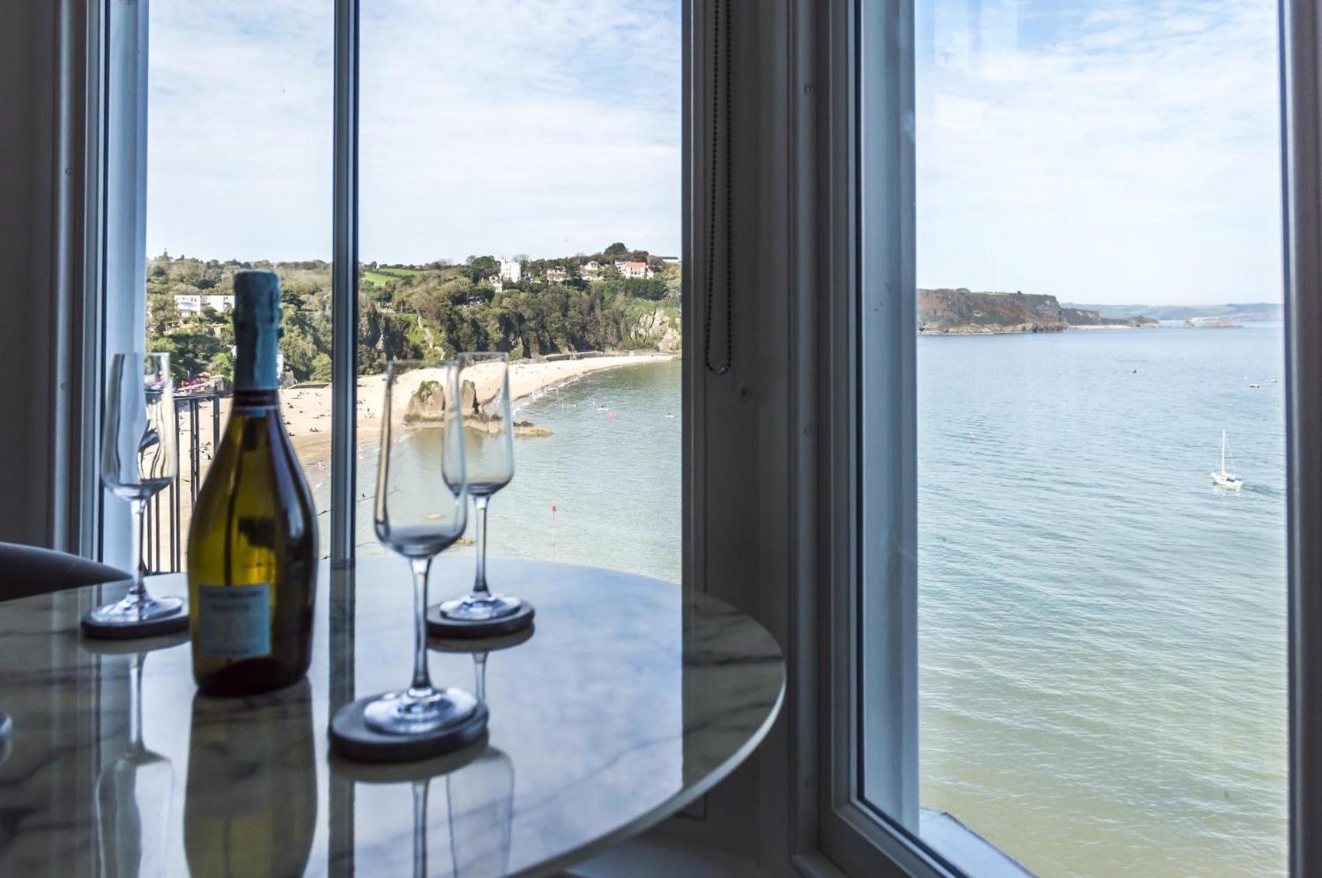 Pieces Of Eight - 2 Bedroom - - Tenby