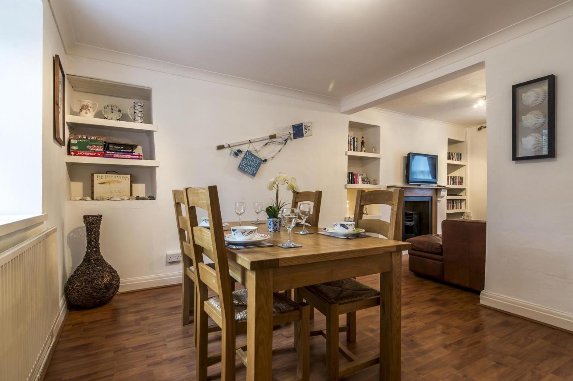 Holiday home Shell - 2 Bedroom - *
