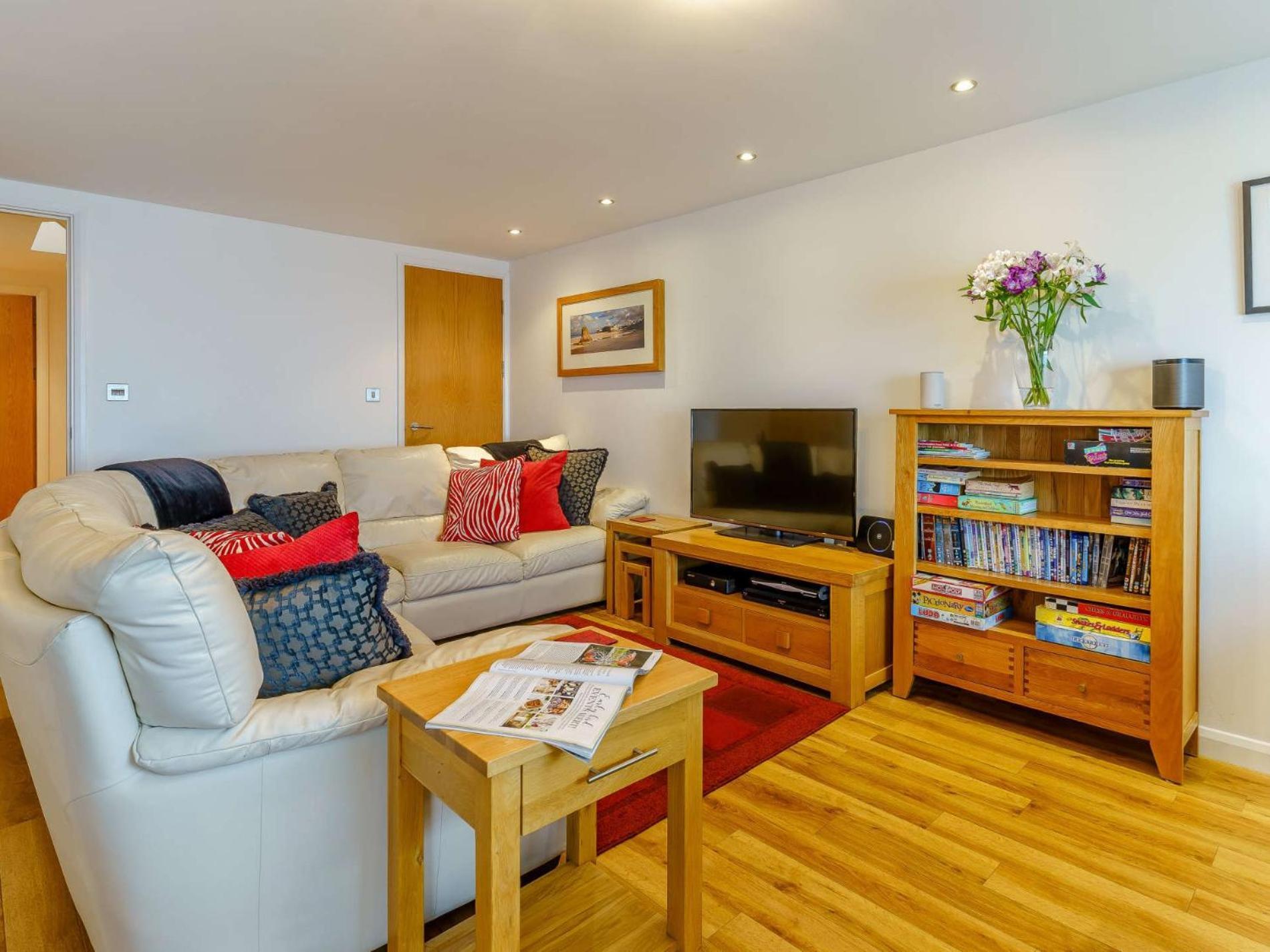 3 Bed In Fb273 Holiday home Tenby