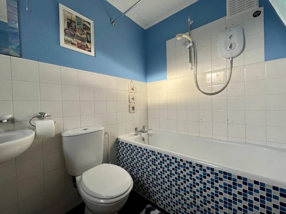 Apartment 2 Bedroom Seaview