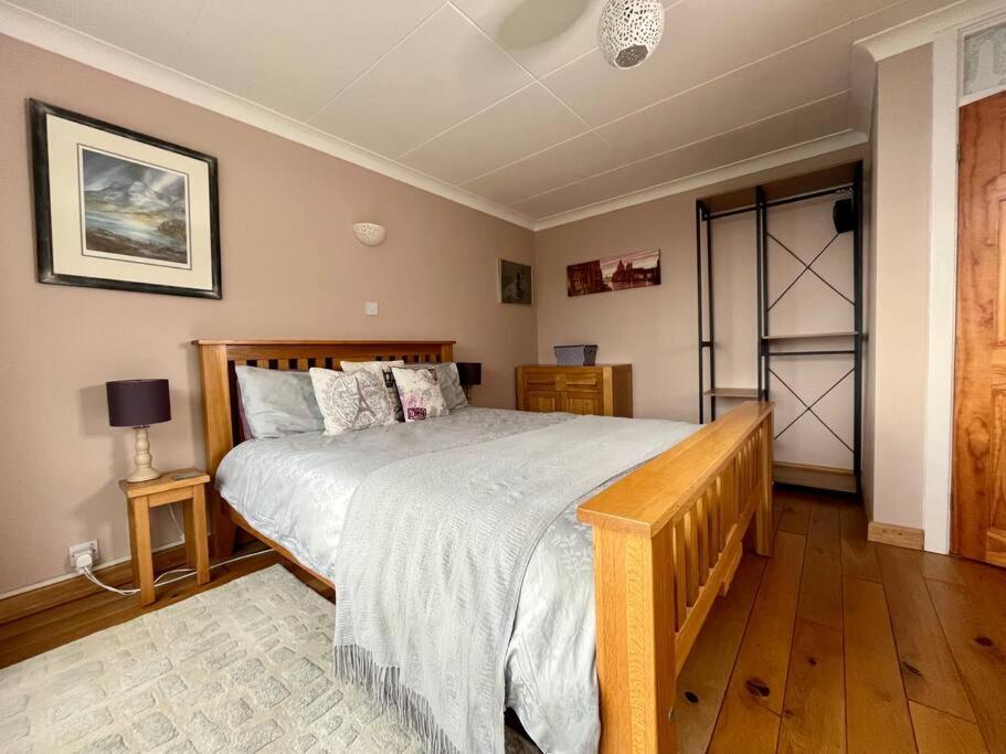 2 Bedroom Seaview Apartment