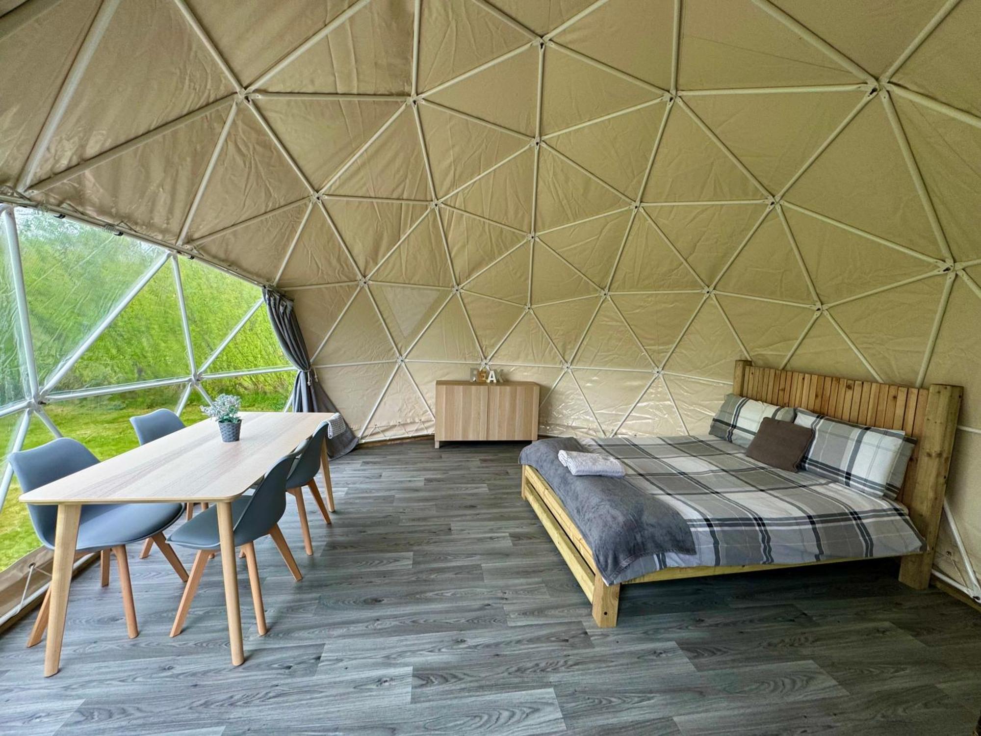 Beavers Retreat Glamping Luxury tent