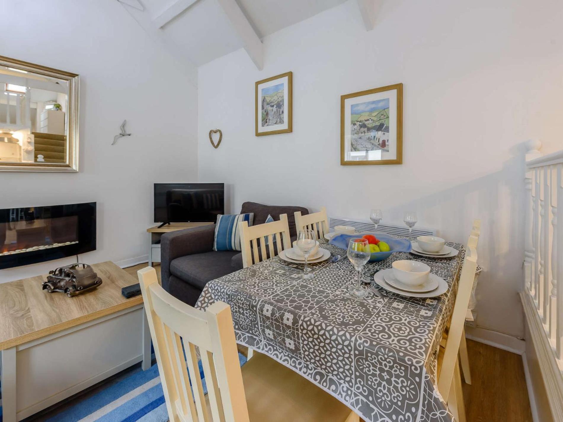 2 Bed In 86854 Holiday home