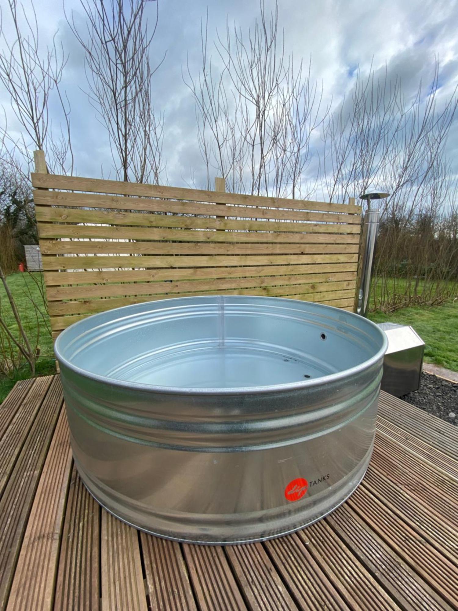 Luxury tent Beavers Retreat Glamping Tenby