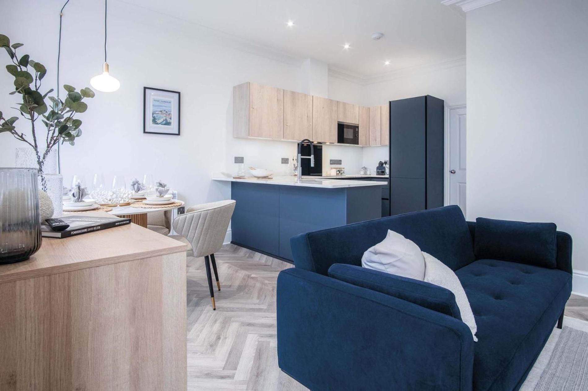 Apartment No 4 Croft House - Luxury 2 Bed - Tenby