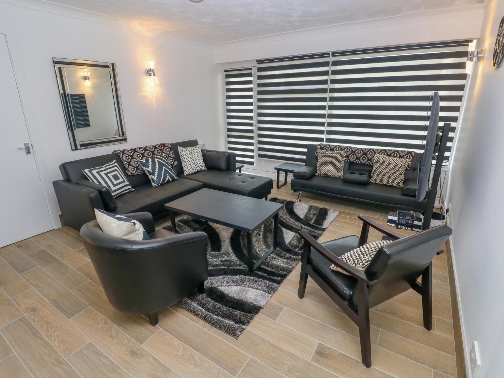 34 Croft Court Apartment *