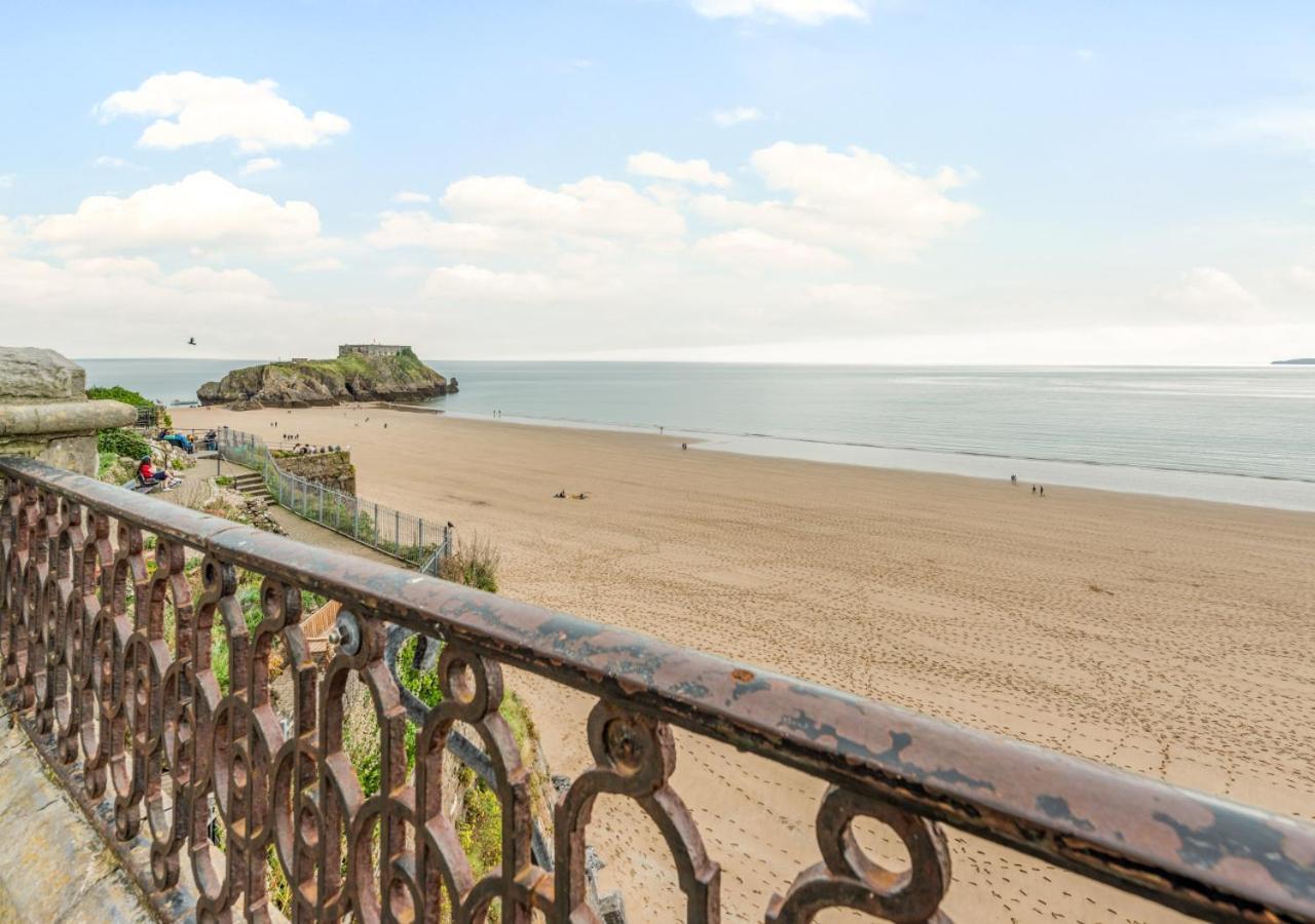 Vine Holiday home Tenby