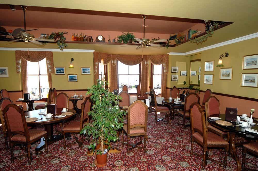 No: 1 The Esplanade Guest Accommodation. Bed & Breakfast 4*